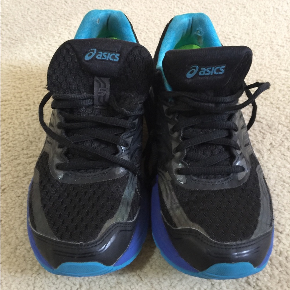 ASICS women’s running shoe